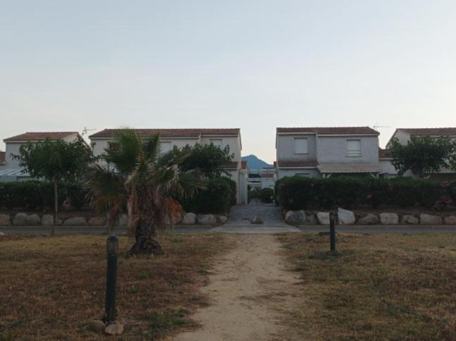 Villa Climatisee A Nuciola Prunete Entre Mer, Montagne Et Piscine Cervione Luaran gambar