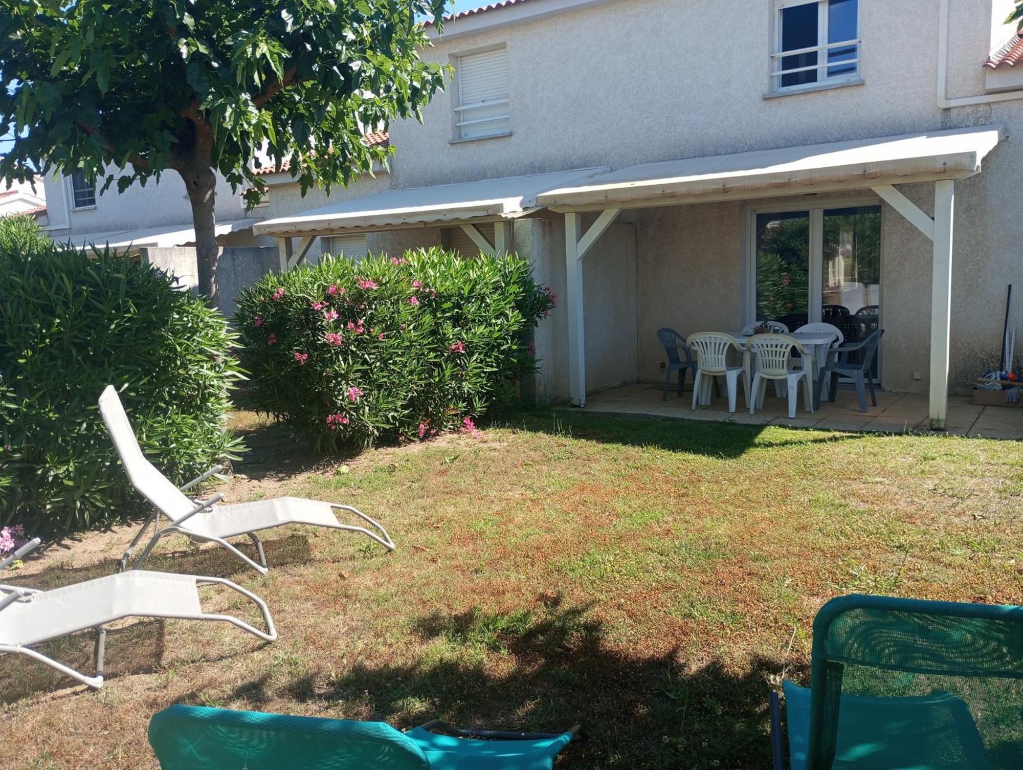 Villa Climatisee A Nuciola Prunete Entre Mer, Montagne Et Piscine Cervione Luaran gambar